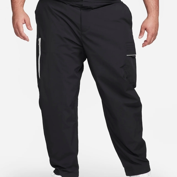 NWT. Nike Essentials Sportswear reflective utility pants - Picture 5 of 14